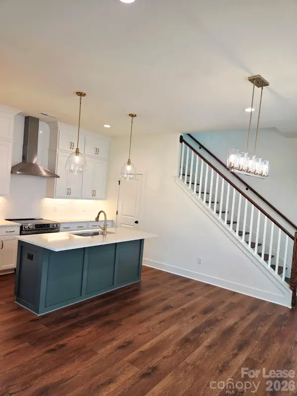 9113 Maybry Park ST, Charlotte, NC 28212
