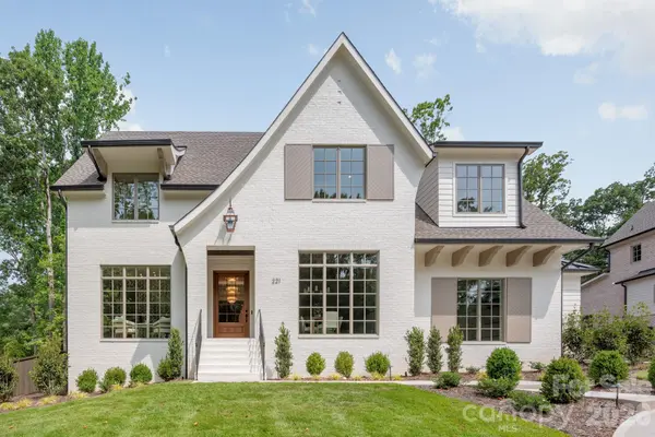 221 Hargett CT, Charlotte, NC 28211