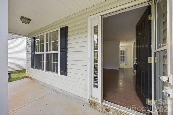 129 Winding Canyon DR, Charlotte, NC 28214