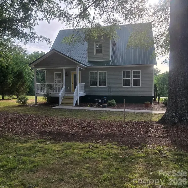 3972 S NC Hwy 127 HWY, Hickory, NC 28602