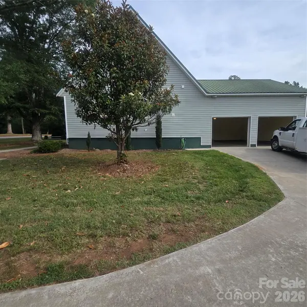 3972 S NC Hwy 127 HWY, Hickory, NC 28602