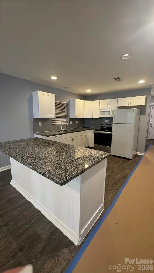 910 Cantwell ST, Charlotte, NC 28208