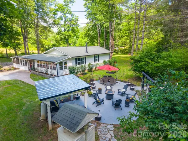 336 Greens Creek RD, Sylva, NC 28779