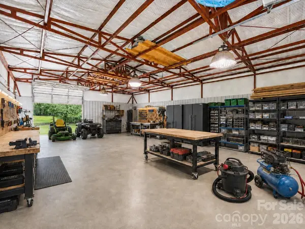 1347 Killian RD, Stanley, NC 28164