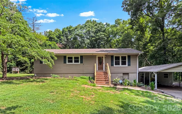 152 Blue Ridge RD, State Road, NC 28676