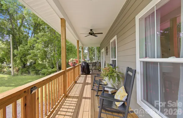 777 High ST, Canton, NC 28716