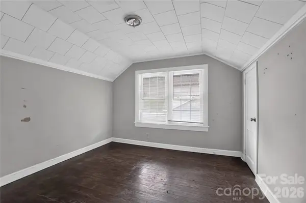 405 N Ransom ST, Gastonia, NC 28052