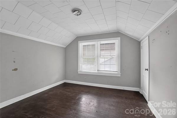 405 N Ransom ST, Gastonia, NC 28052