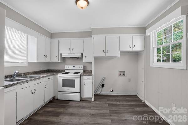405 N Ransom ST, Gastonia, NC 28052