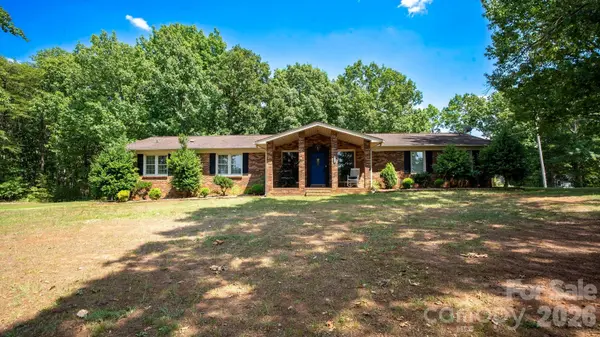 5374 N NC 150 HWY, Lincolnton, NC 28092