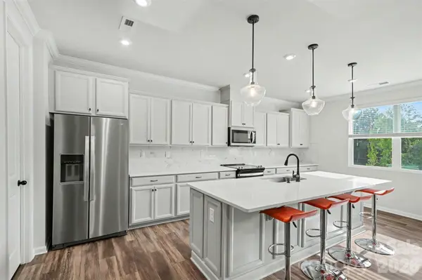 16704 Summers Walk BLVD #27, Davidson, NC 28036
