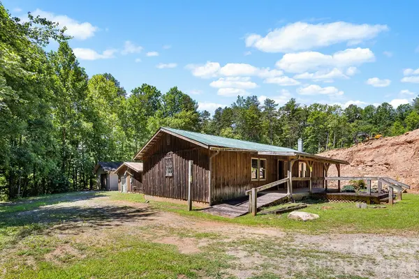 2080 Hendersonville HWY, Pisgah Forest, NC 28768