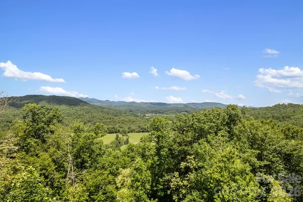 376 Stoney Brook RD, Penrose, NC 28766