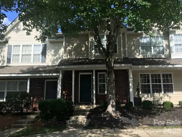 3139 Falling Rock CT, Charlotte, NC 28213