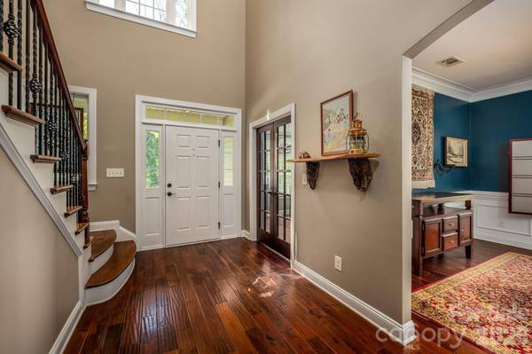 7933 Sally Clark DR, Denver, NC 28037