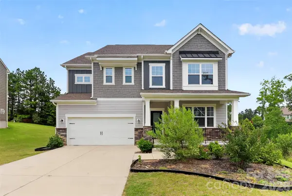 17504 Terryglass LN, Charlotte, NC 28278