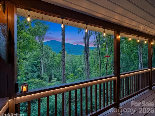 245 Greenview DR, Maggie Valley, NC 28751