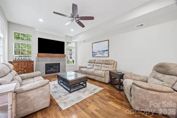 1018 Briarmore DR, Indian Trail, NC 28079