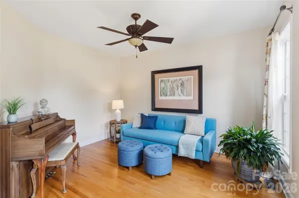 6006 Embassy CT, Wesley Chapel, NC 28110