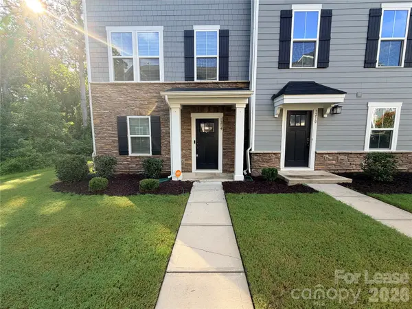1214 Ashbury ST, Charlotte, NC 28216