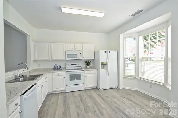 3160 Mannington DR, Charlotte, NC 28270