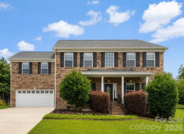 1086 Arrowhead DR SE, Concord, NC 28025