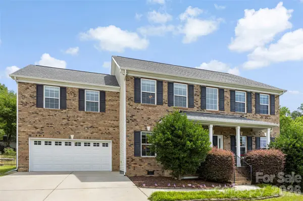 1086 Arrowhead DR SE, Concord, NC 28025