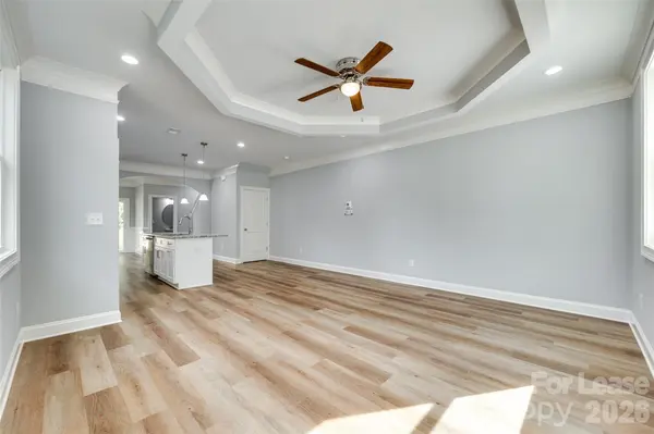 500 Dawn CIR #A, Charlotte, NC 28213