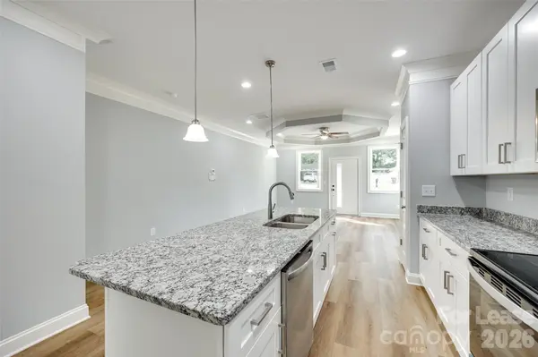 500 Dawn CIR #A, Charlotte, NC 28213