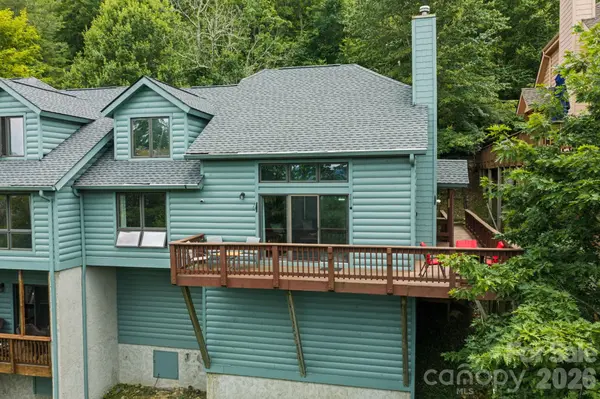 218 Slope View DR #22, Sugar Mountain, NC 28604