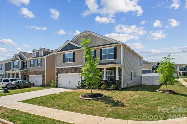 162 Giant Oak AVE, Statesville, NC 28677