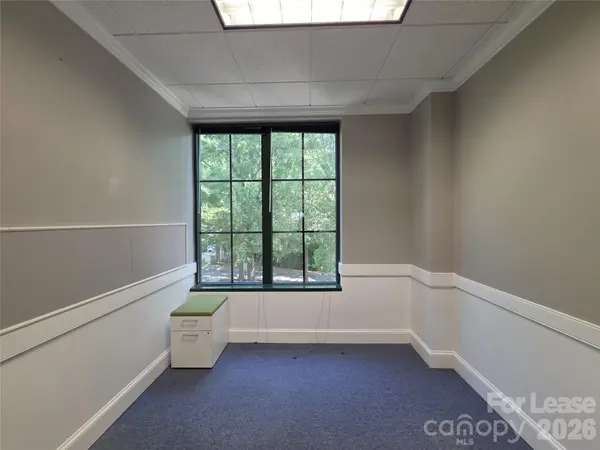 109 Professional Park DR #200, Mooresville, NC 28117