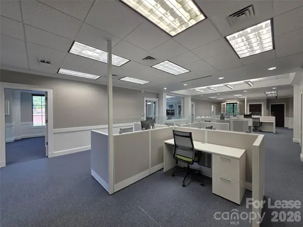 109 Professional Park DR #200, Mooresville, NC 28117