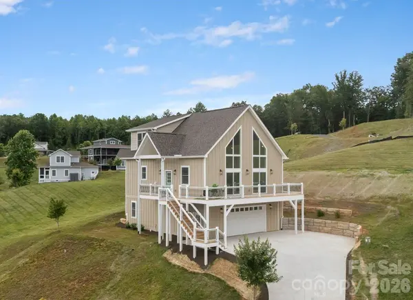 49 Grace CT, Mars Hill, NC 28754