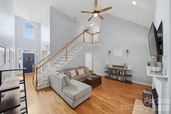 1753 30th Avenue DR NE, Hickory, NC 28601