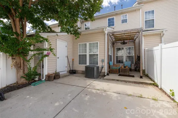 961 Coolsprings LN, Rock Hill, SC 29730