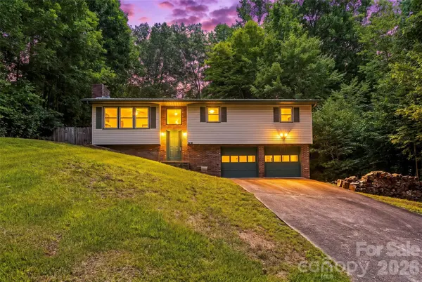 32 Swanns View DR, Marion, NC 28752