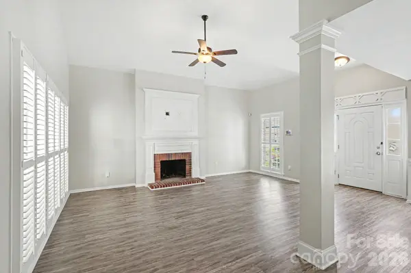 7413 Tupelo LN, Charlotte, NC 28269