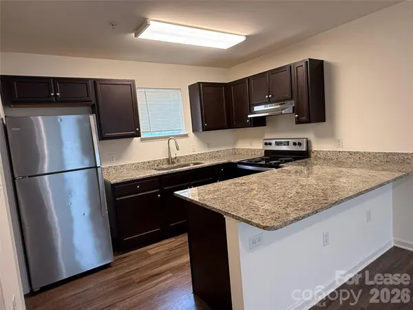 2029 Oakdale RD #U, Charlotte, NC 28216