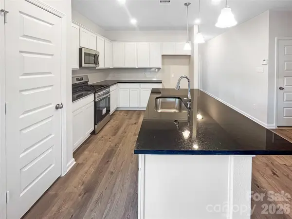 4223 Ruth Creek CT, Charlotte, NC 28216