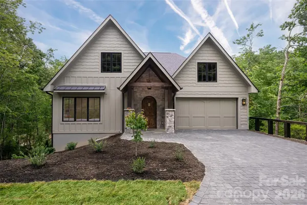 58 Blackgum CT, Hendersonville, NC 28739