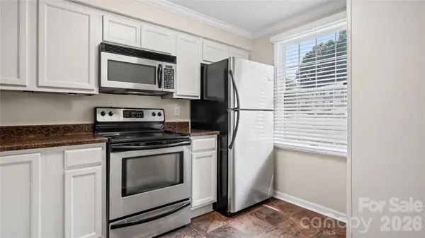 1231 Scaleybark RD, Charlotte, NC 28209