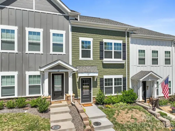 62 Walnut Springs DR, Asheville, NC 28804