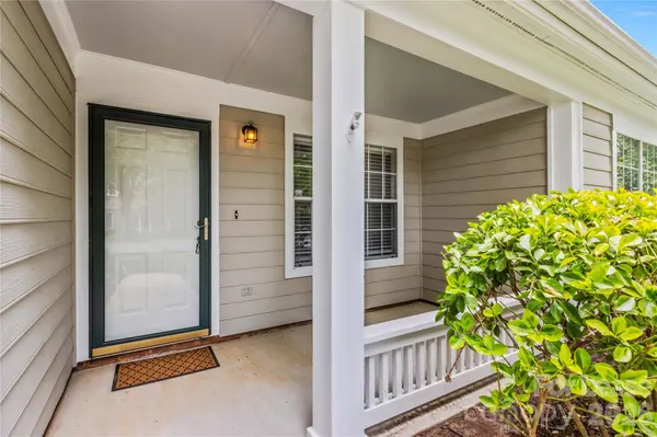 123 Meadow Lilly CT, Mooresville, NC 28115