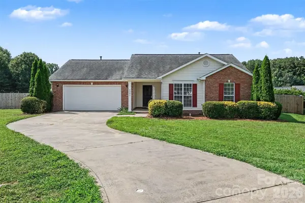 2301 Hunters WAY, Monroe, NC 28110