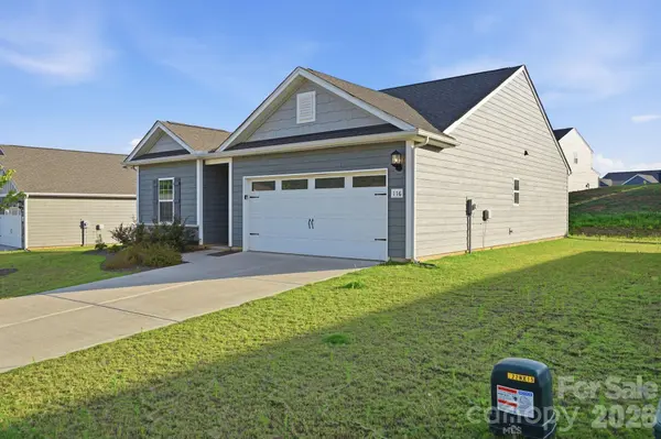 116 S Sina ST, Troutman, NC 28166