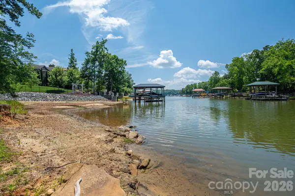 6024 Headlands CT, Belmont, NC 28012