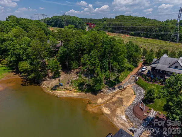 6024 Headlands CT, Belmont, NC 28012