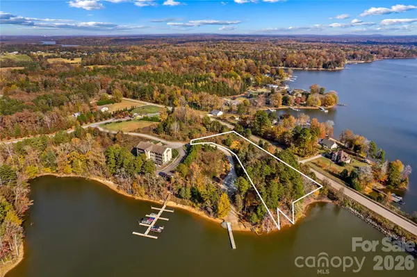 2005 Marina Pointe RD, Salisbury, NC 28146