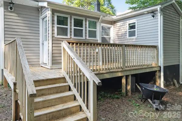 303 W Ketchie ST, China Grove, NC 28023